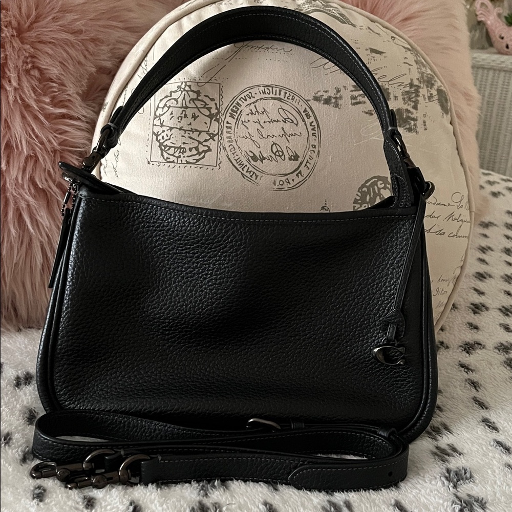 Coach Black Leather Shoulder Bag 💼